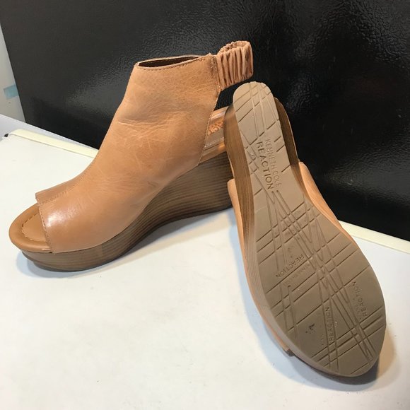 Open toe bootie platform - Picture 2 of 3